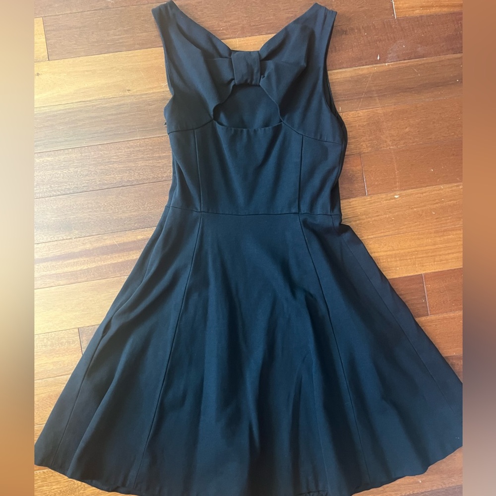 Kate spade bow back dress